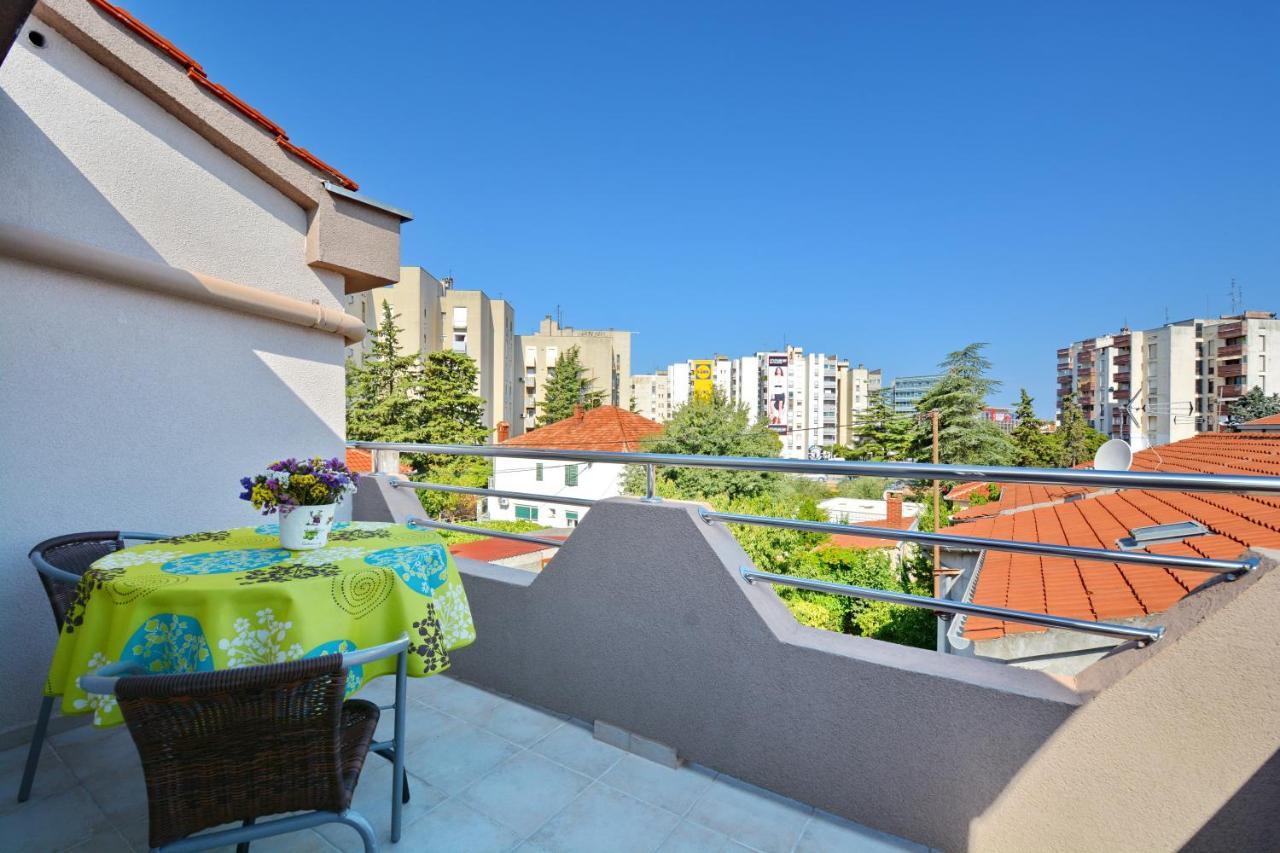 Studio Apartment Martin ซาดาร์ ภายนอก รูปภาพ
